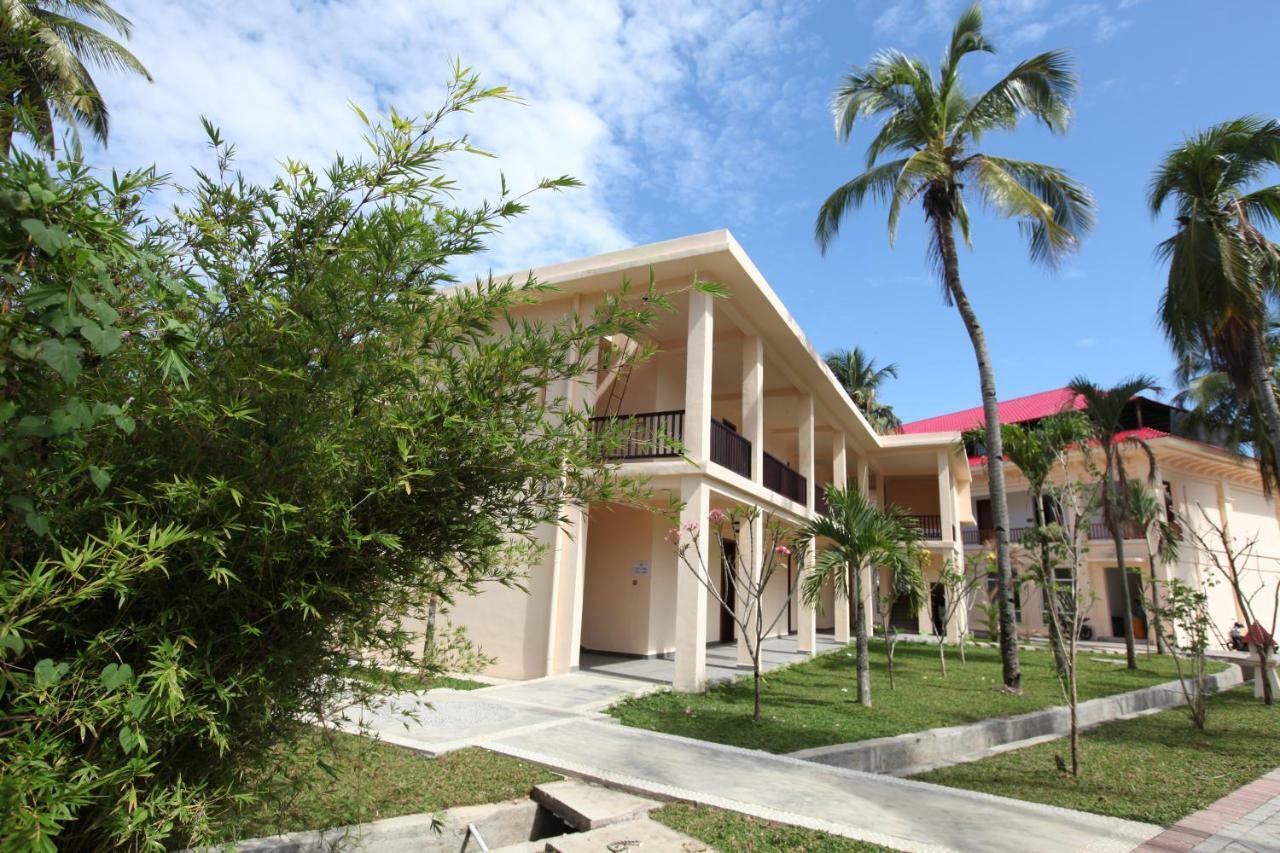 מנאדו Ndc Resort & Spa מראה חיצוני תמונה
